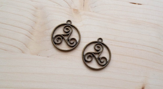 Pandantiv Triskelion celtic