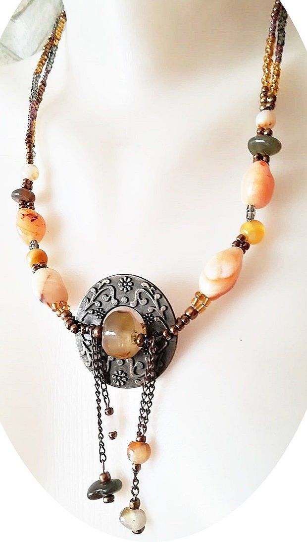 colier cu agate in nuante vegetale de toamna