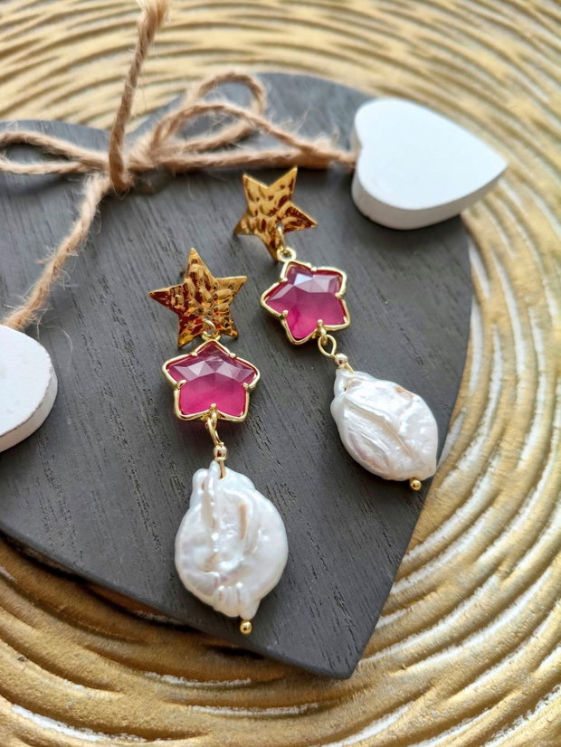 Cercei Perle Baroc albe & stelute agate roz