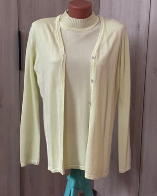 Set cardigan și bluză Gira Puccino mărime 40