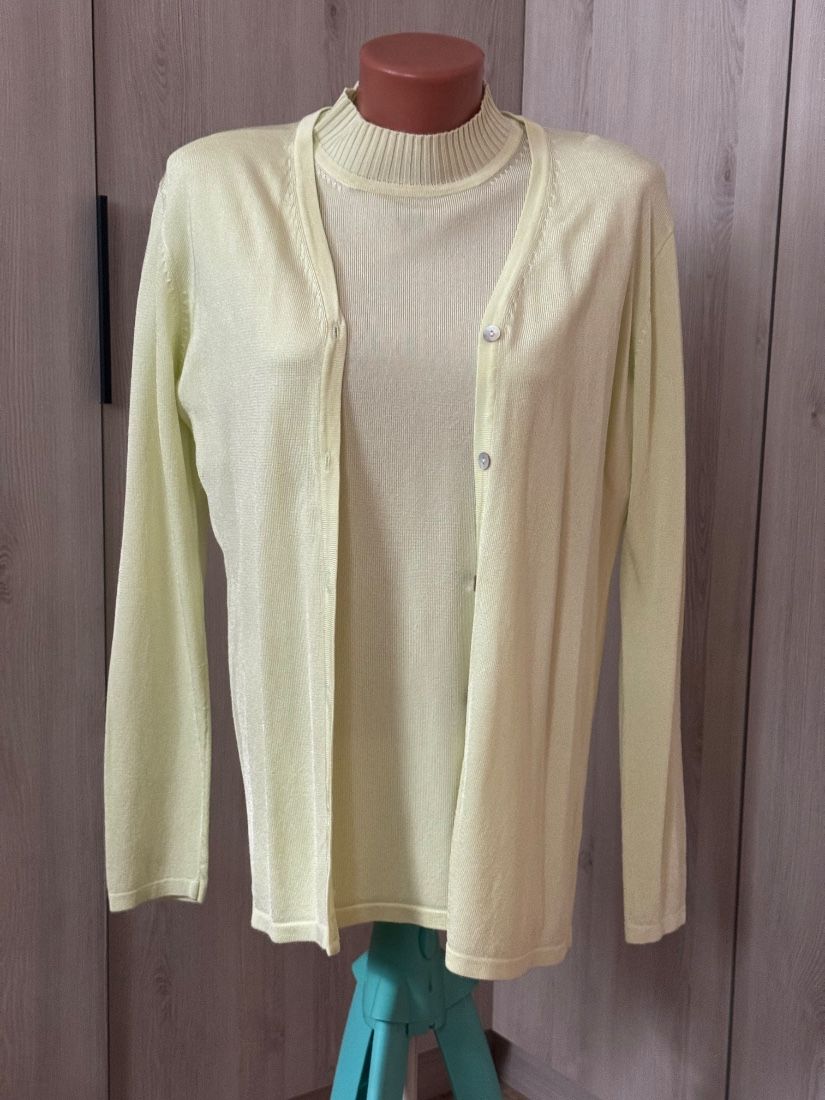 Set cardigan și bluză Gira Puccino mărime 40