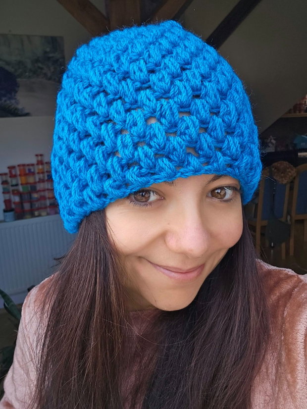 Căciulă croșetată handmade Cer Albastru