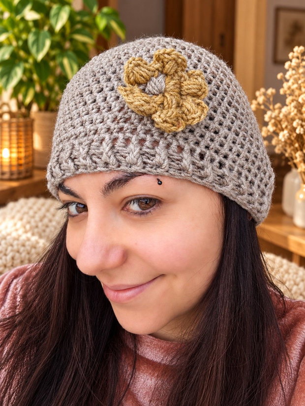 Căciulă croșetată handmade Floare de Toamnă