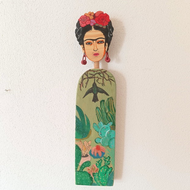 Frida Kahlo. Figurina din lemn
