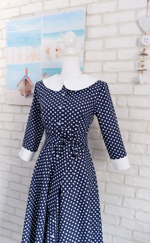 Rochie Camasa Bleumarin cu Buline si Guler Mare Rotund Alb