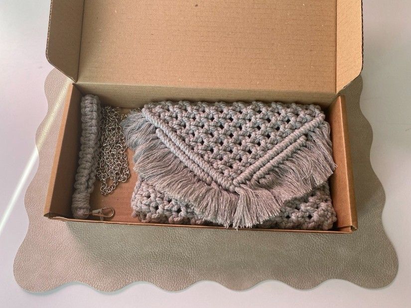 Geanta plic, clutch macrame
