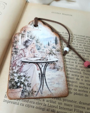 Semn de carte handmade - Cititul, un mic rasfat