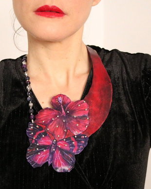 Colier mov fluture si floare