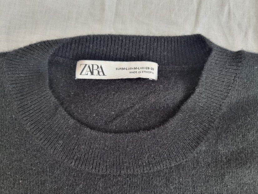 Pulover din lână Zara M-L