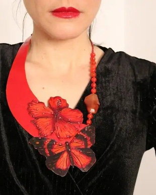 Colier fluture si floare