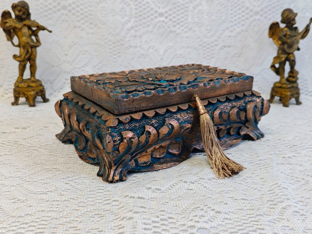 Casetă lemn -Arabesque