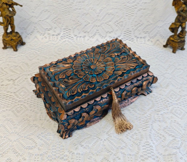Casetă lemn -Arabesque