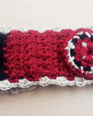 Banda / bandana / bentita de par crosetata grena cu floare
