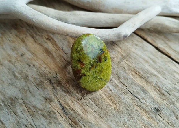 Inel reglabil opal verde, argint 925 rodiat. REZERVAT