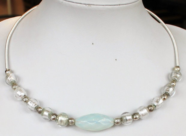 Colier handmade Lumina de Opalit