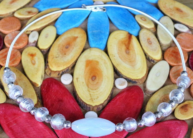 Colier handmade Lumina de Opalit