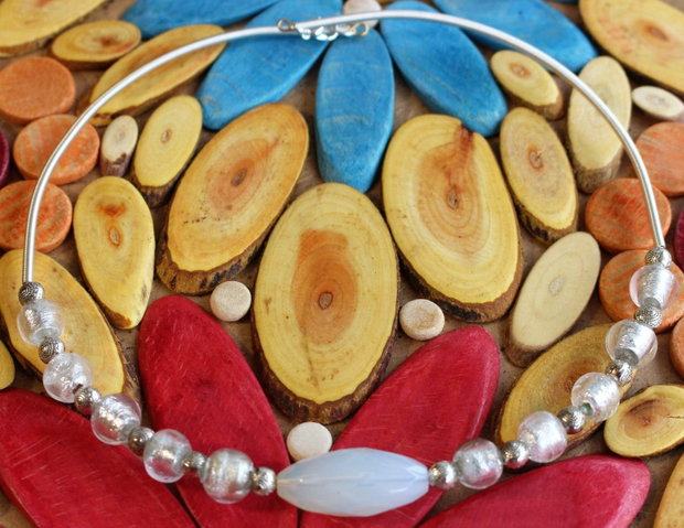 Colier handmade Lumina de Opalit