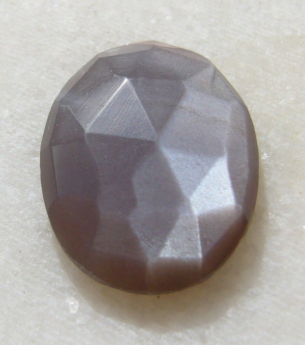 Piatra lunii fatetata cabochon aprox 20.5x15x4.5 mm