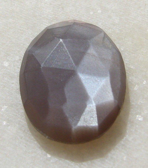 Piatra lunii fatetata cabochon aprox 20.5x15x4.5 mm
