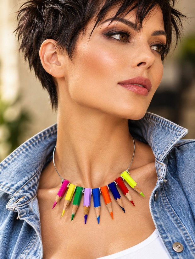 Colier creioane colorate accesori argintii 00482