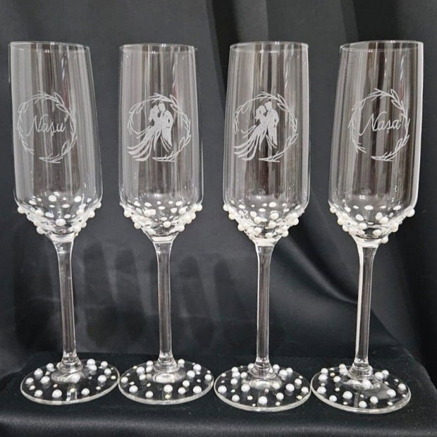 Set 4 pahare nuntă - Pahare șampanie miri si nasi gravate manual