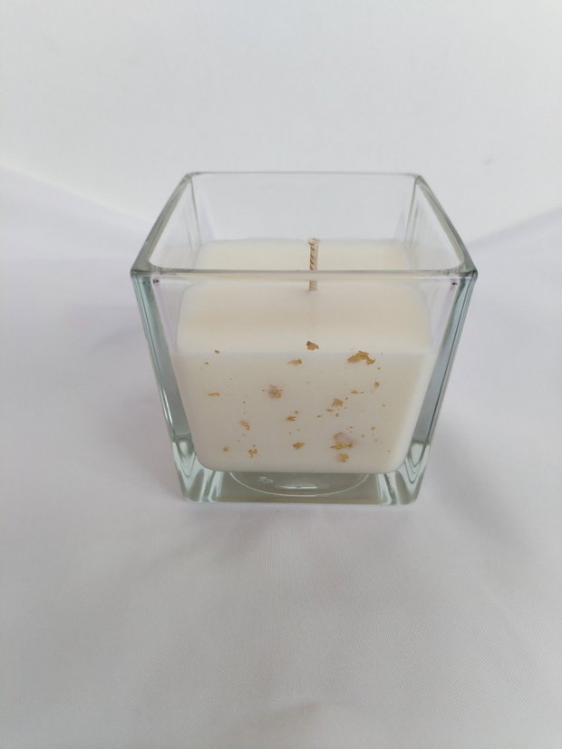 Lumanare parfumata din ceara de soia - Ylang&Amber 180 g