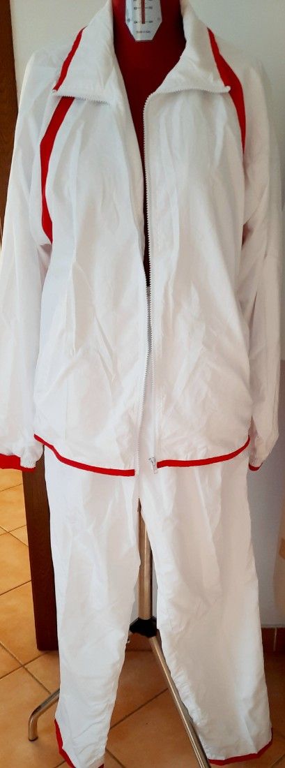 Compleu sport alb