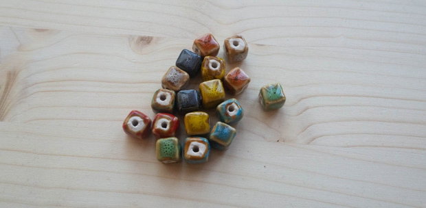 Lot mărgele ceramice glazurate multicolore