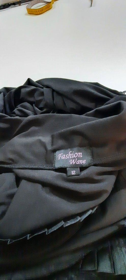 Rochie neagră cu elastan