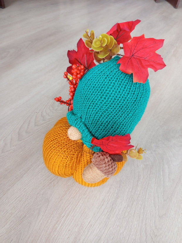 Decorațiune toamnă / Gnom dovleac tricotat manual nou cozy