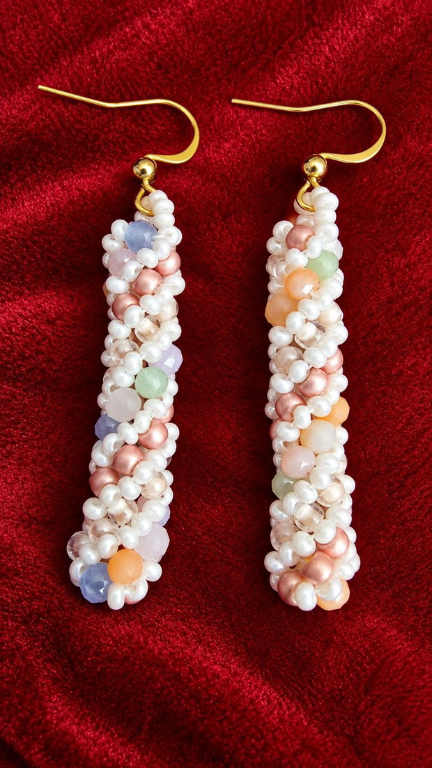 Set Pastel Spiral colier, brățară și cercei tubulari din mărgele