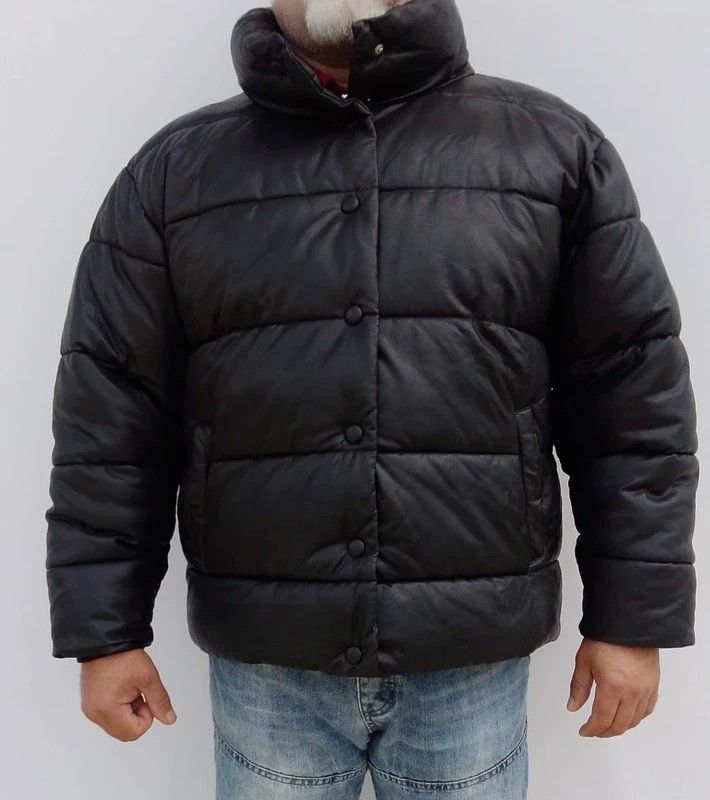 Geacă puffer din piele ecologică LC Waikiki Classic mărimea 44 / XL - XXL neagră