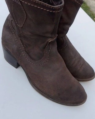Botine cowboy piele intoarsa Tamaris - marimea 38 lungime brant 23,5 cm