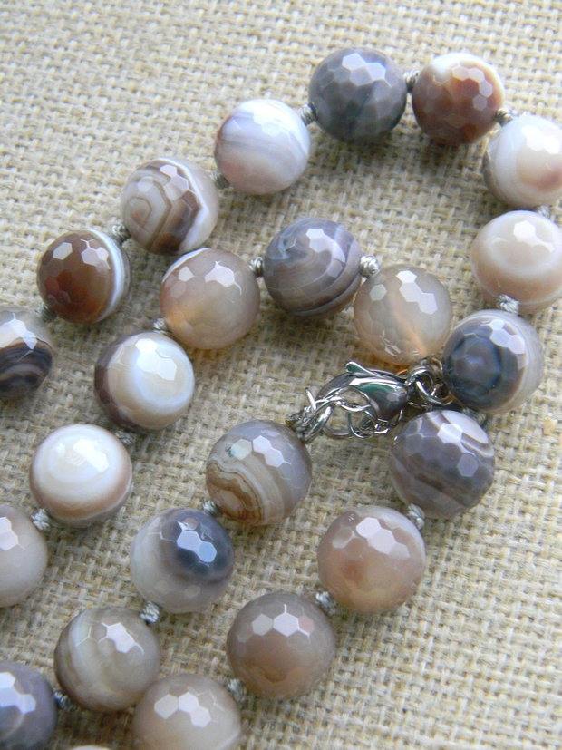 Agate fatetate 12 mm (AI 2)