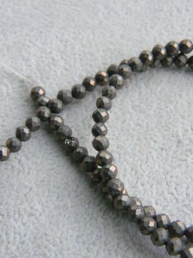 Pirita margele fatetate 4 mm (AI 2)