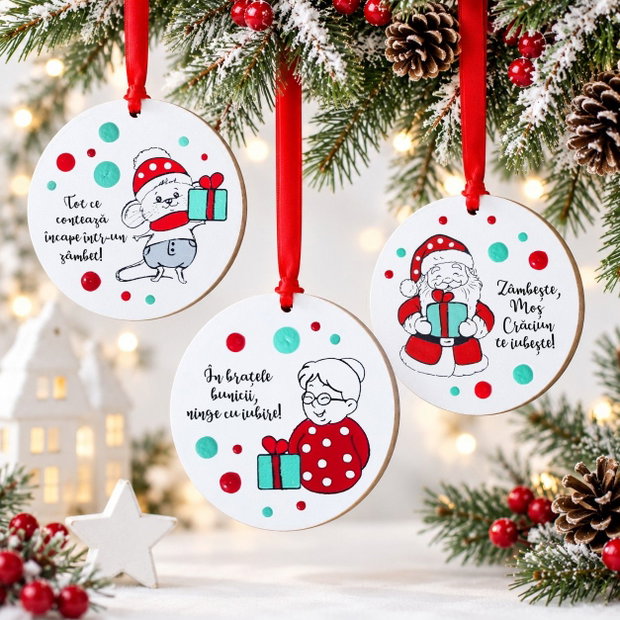 Decoratiune de pom Craciun glob pictat manual cu mesaj