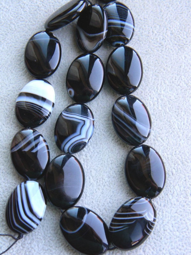 Onix margele (AI 1)