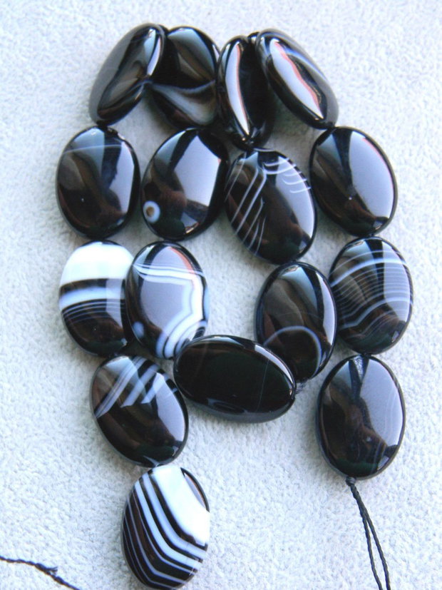 Onix margele (AI 1)