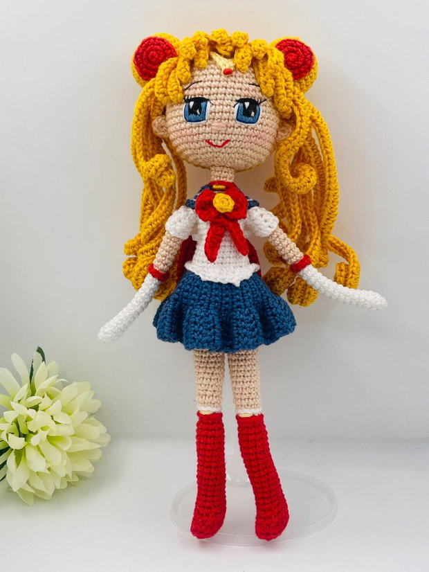 Păpușa crosetata Sailor Moon