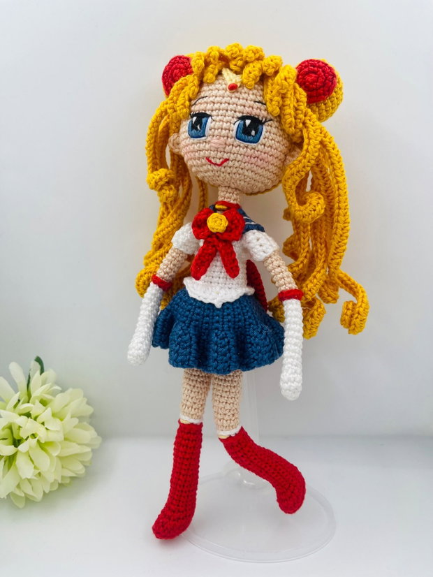 Păpușa crosetata Sailor Moon