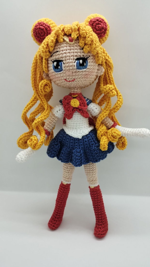 Păpușa crosetata Sailor Moon