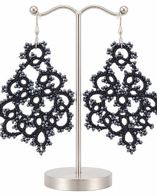 Cercei negri din dantelă frivolite cu mărgele gri Preciosa Ornela, cercei handmade