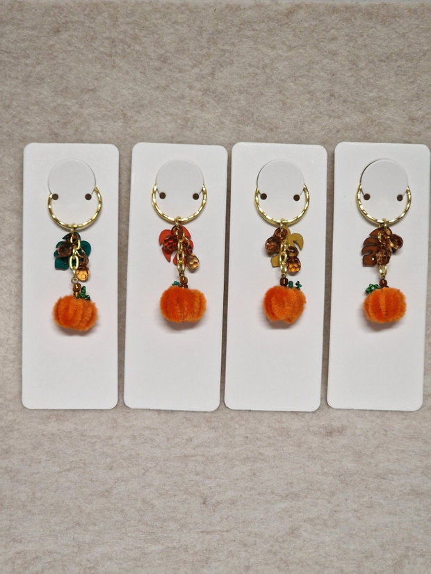 Breloc aurie - dovlecei pufoase de toamnă
