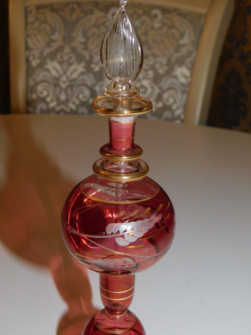 Recipient vintage esenta parfum, cristal neted Bohemia, pictat, superb