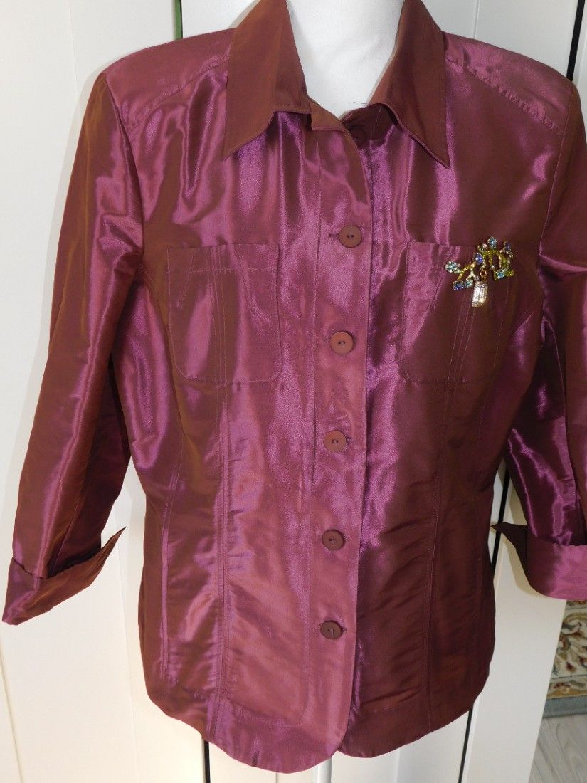 Sacou nou, usor, masura 48, material tip tafta, elegant, rafinat