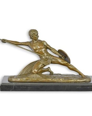 Razboinic cu sulita-statueta din bronz pe un soclu marmura
