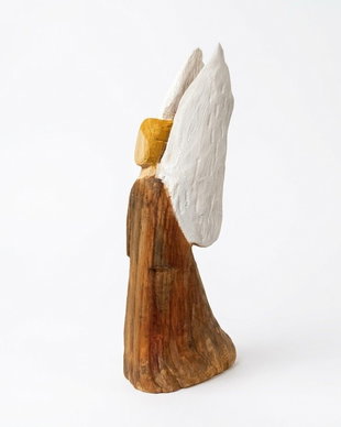 Inger sculptat in lemn