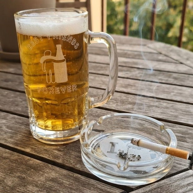 Set Cadou Bărbat - Halbă Bere și Scrumieră din sticlă gravată manual cu mesaj amuzant Love Beer