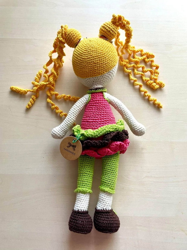 Amigurumi, fata cu codite blonde, jucarie crosetata
