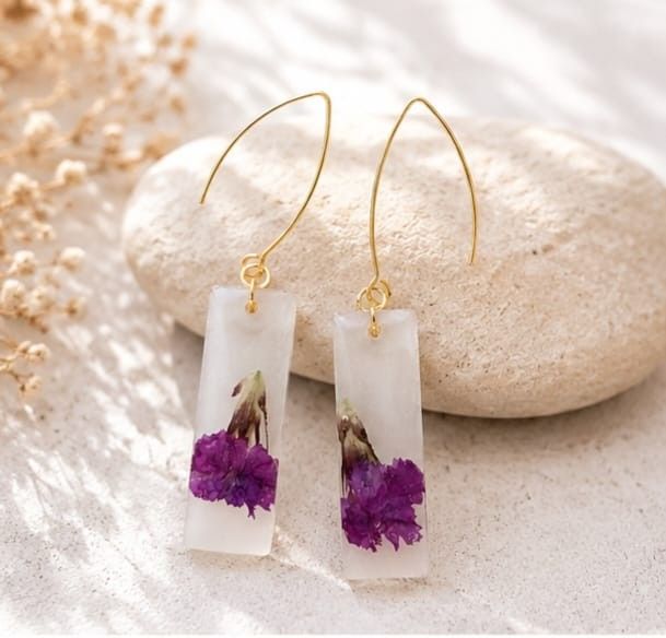Cercei cu flori violet
